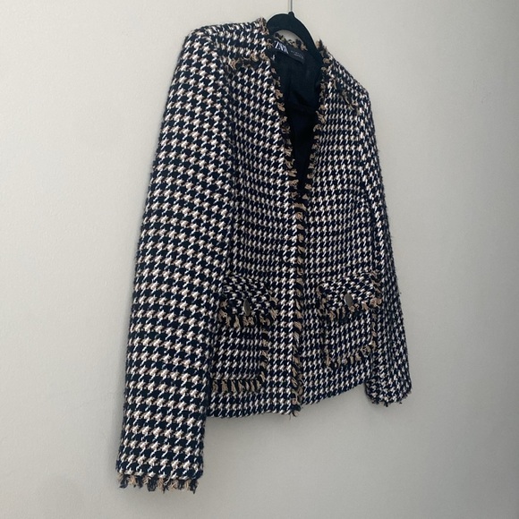 Zara Wool Tweed Houndstooth Boxy Fringe Hem Blazer Neutral Jacket size Small - Picture 7 of 13